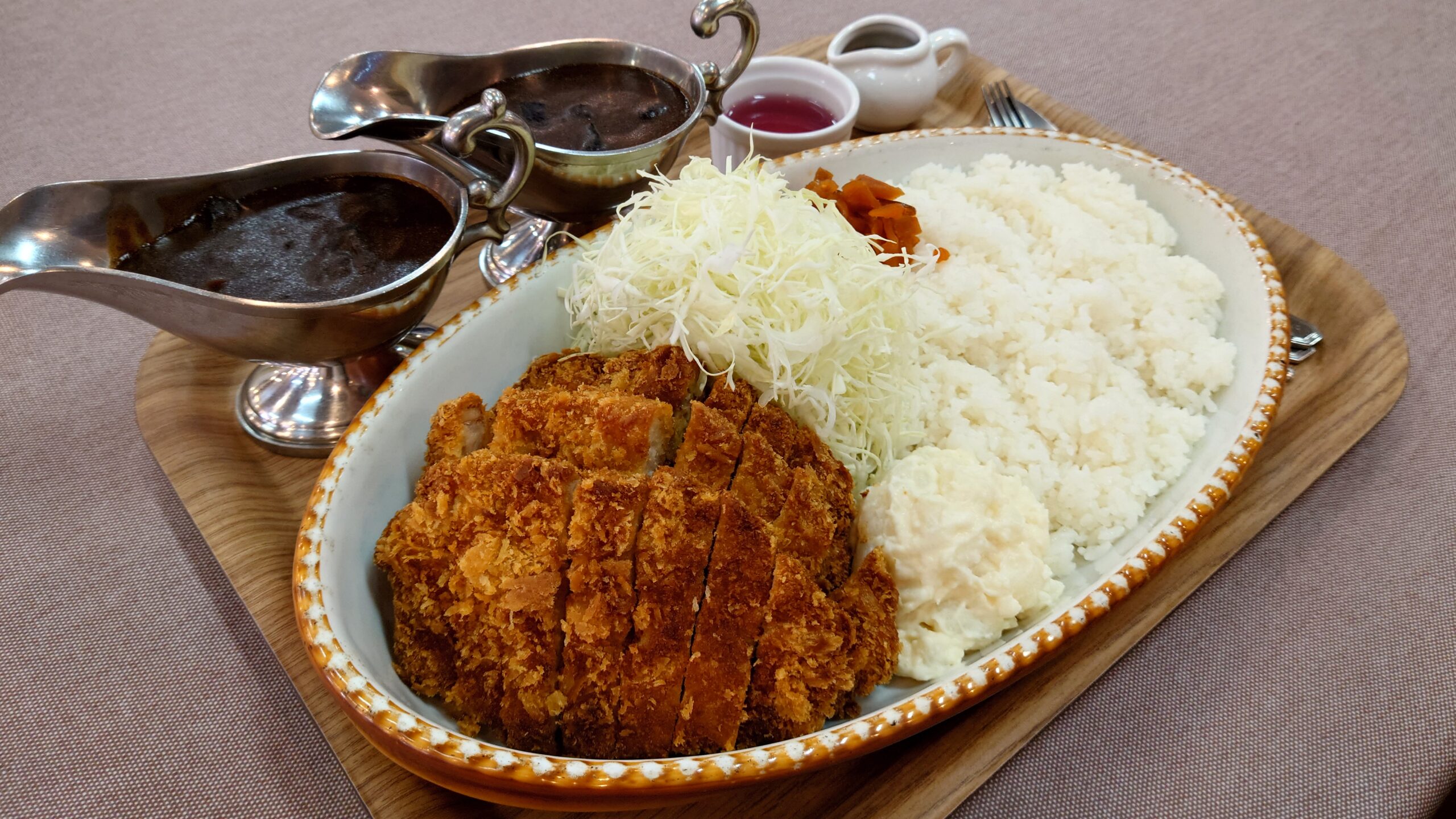 10月ランチメニューのお知らせ！！ - ホテルサンプラザ（岩見沢市）